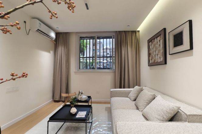 1BR Apartment in Old Xuhui (L9/L12)