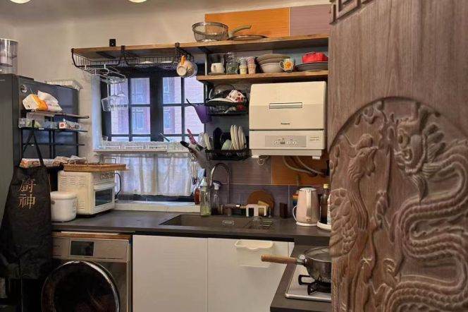 Historic Modern 1BR Lane House in Jing'an (L2/L7/L14)