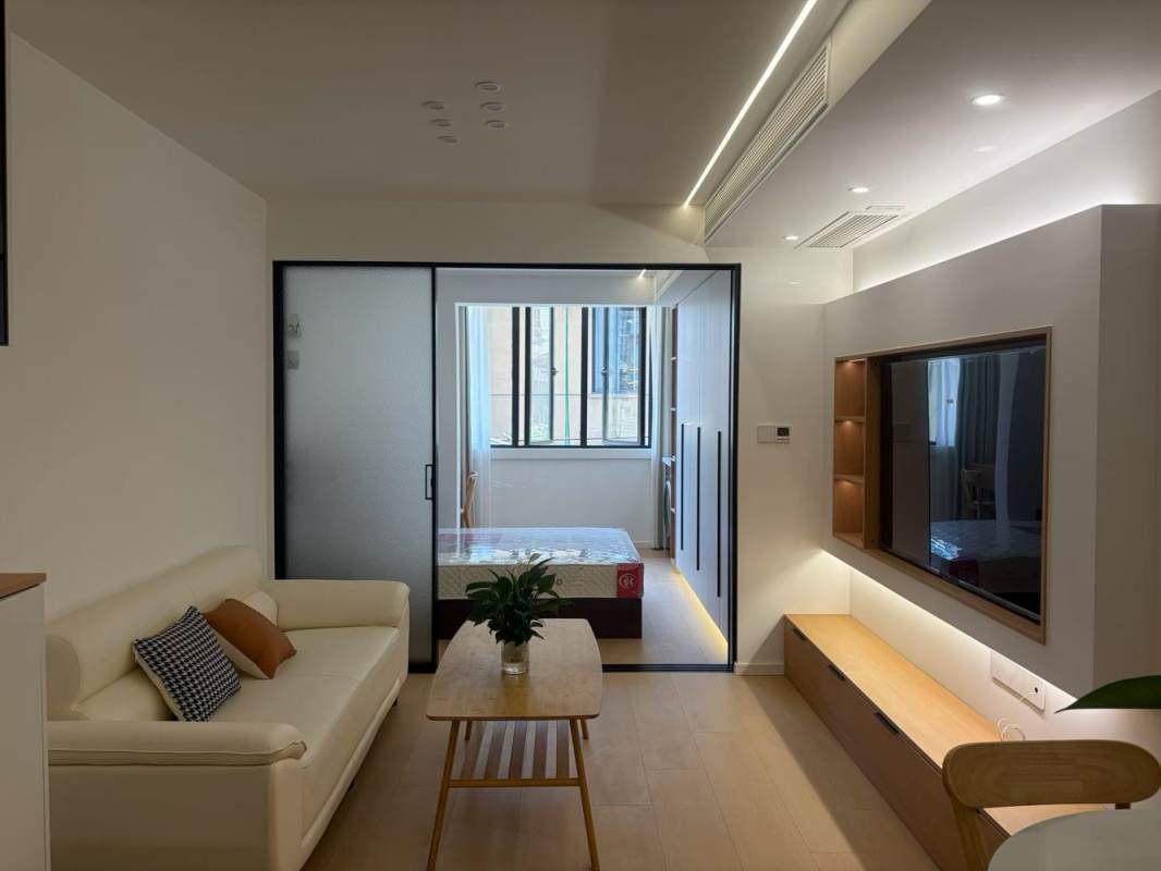 Housing image — Living Room