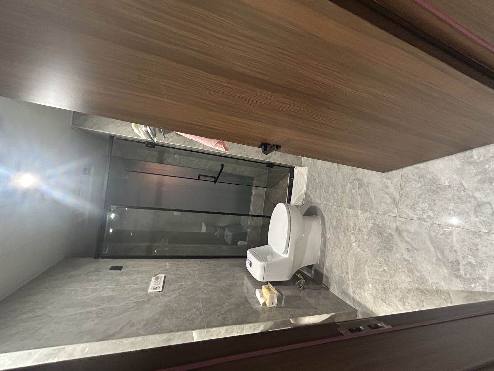 Housing image — Bathroom
