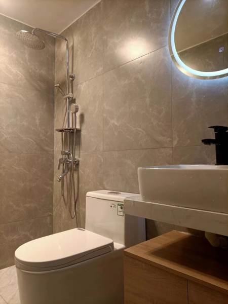 Housing image — Bathroom