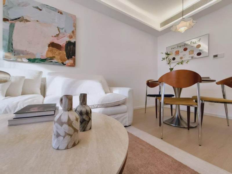 Housing image — Living Room