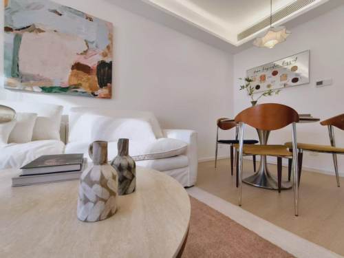 Housing image — Living Room