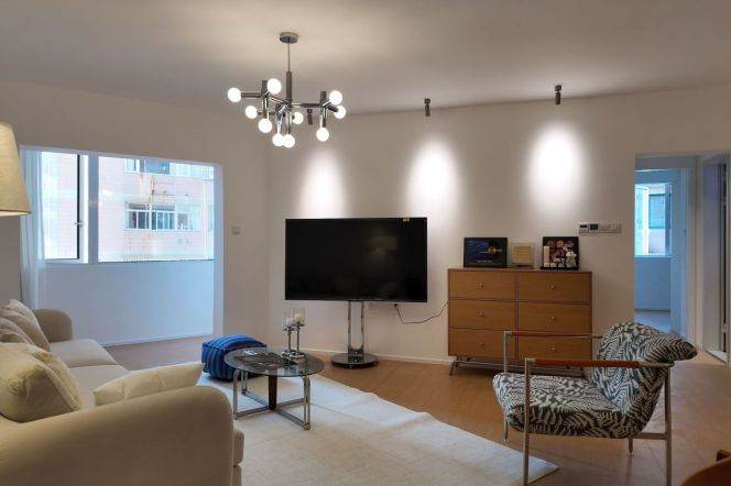 2BR Apartment near Zhongshan Park