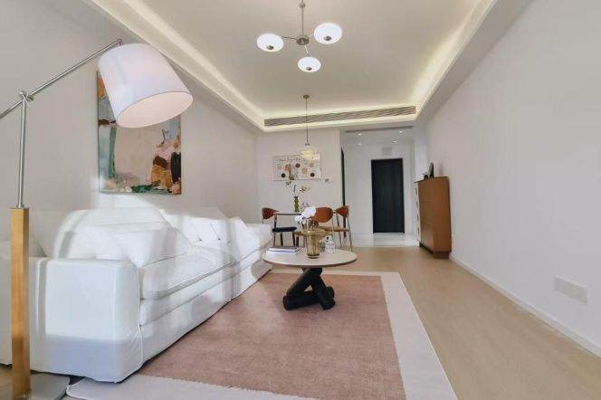 Spacious 1BR Apartment near West Bund (L13)