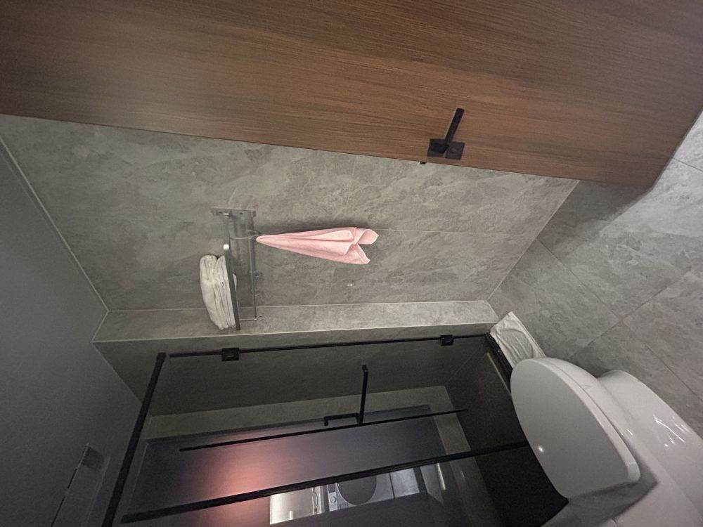 Housing image — Bathroom
