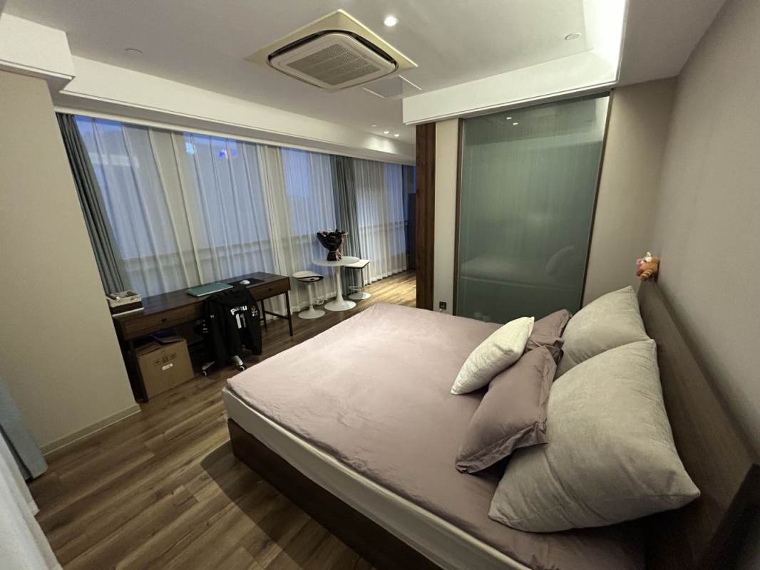 Housing image — Bedroom