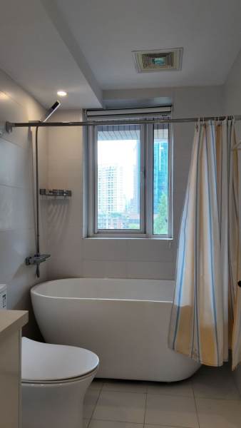 Housing image — Bathroom
