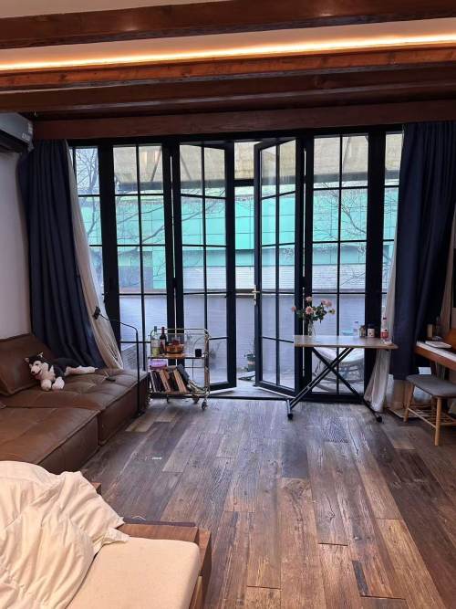 Housing image — Living Room