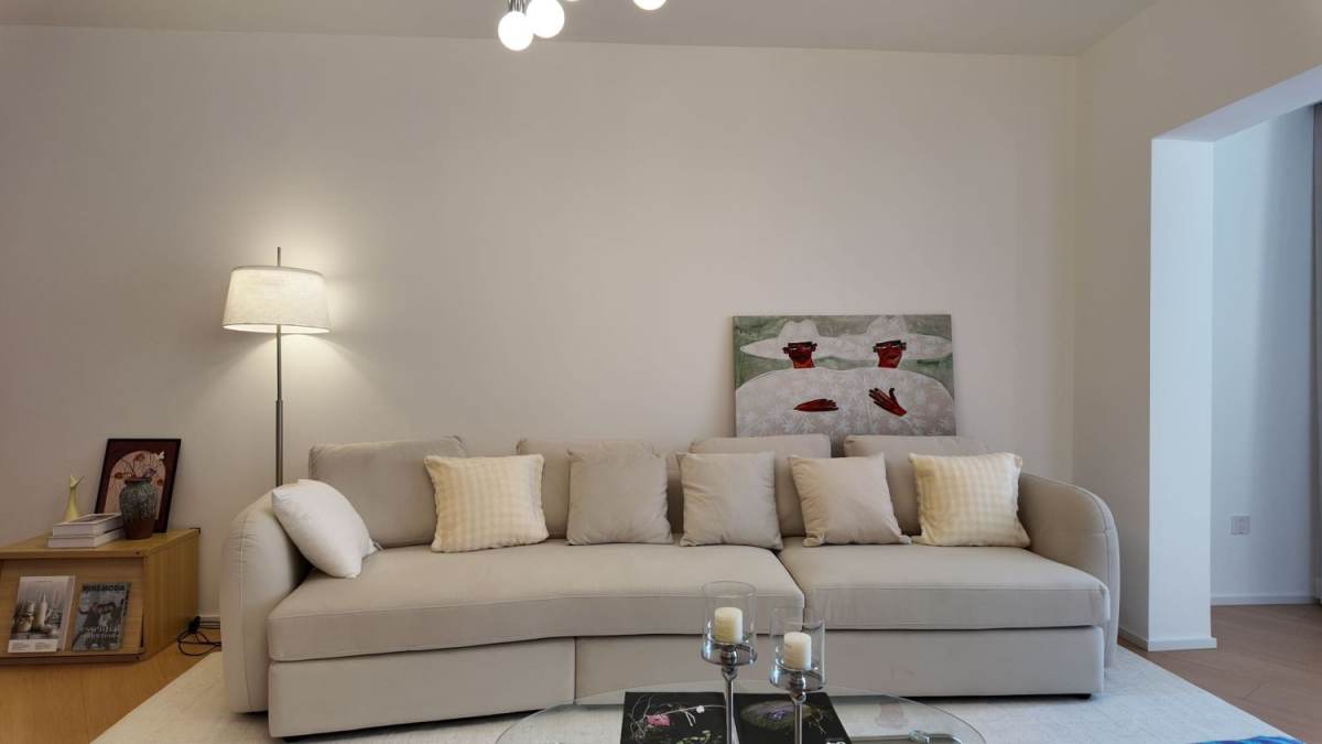 Housing image — Living Room