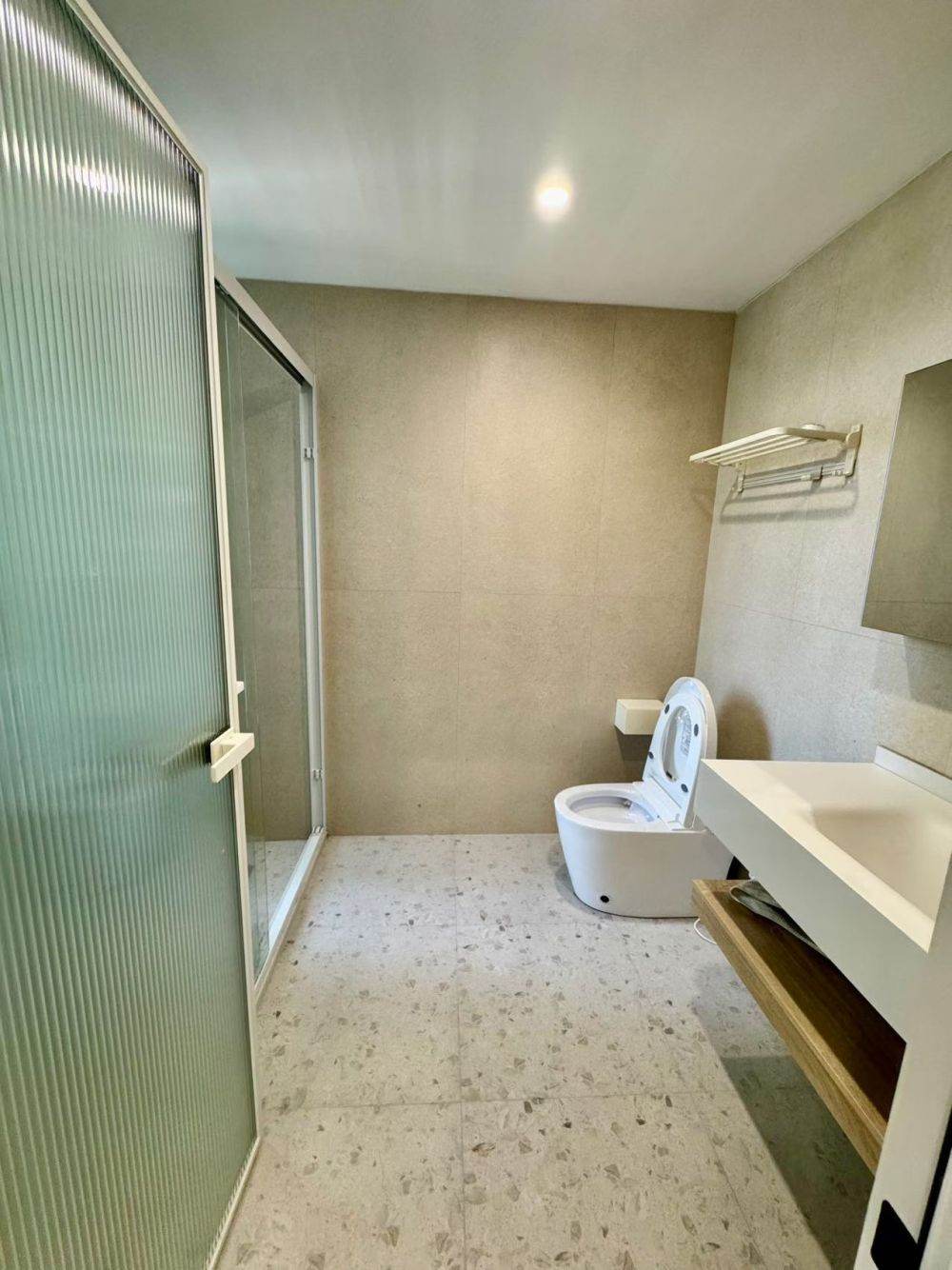 Housing image — Bathroom