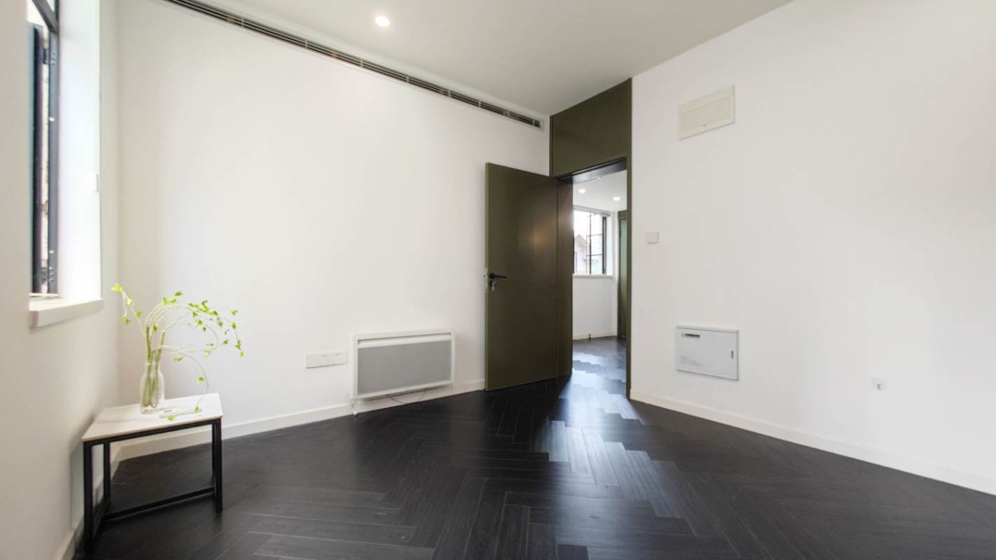 Housing image — Bedroom