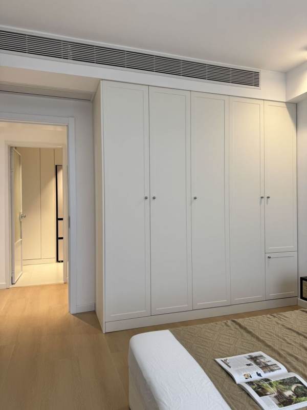 Housing image — Bedroom