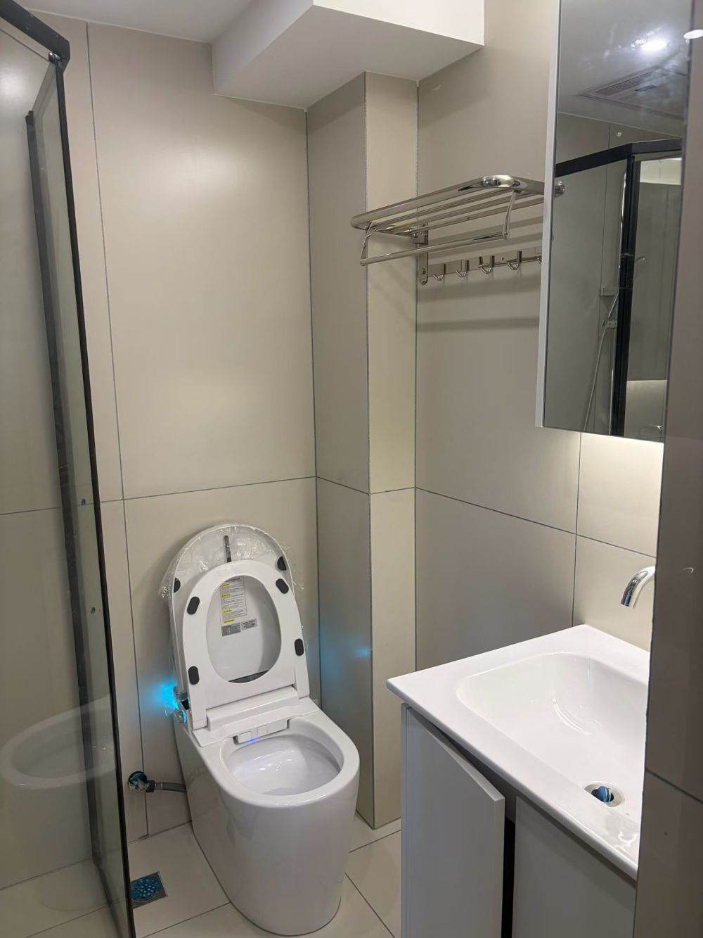 Housing image — Bathroom