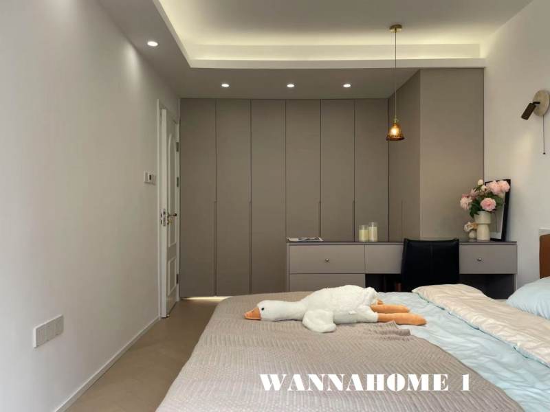 Housing image — Bedroom