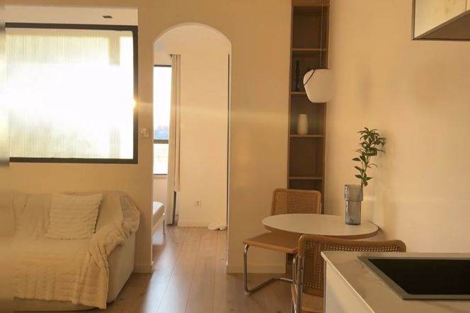 High-Floor 1BR Apartment at Tongji Garden