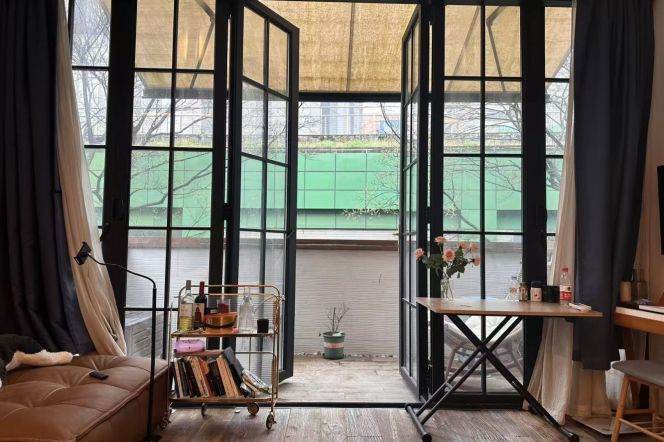 Historic Modern 1BR Lane House in Jing'an (L2/L7/L14)