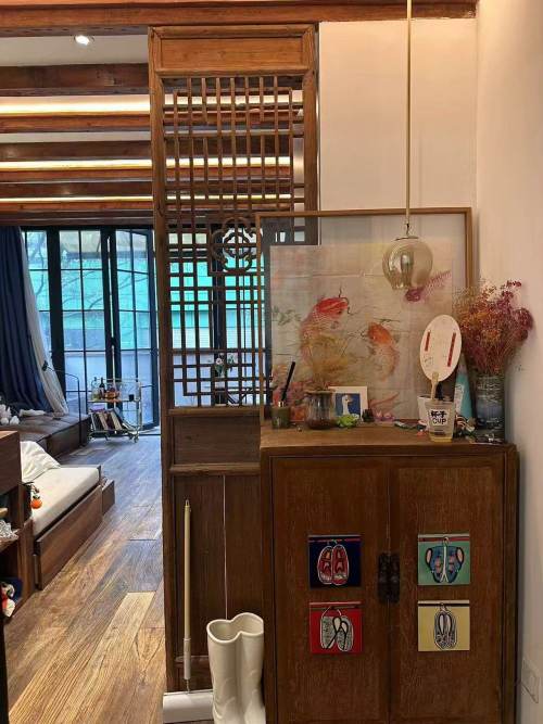Housing image — Living Room