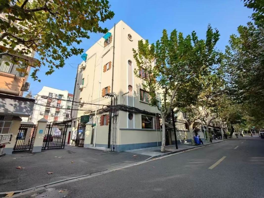 Housing image — Compound