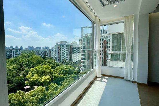 Spacious Modern Bright 2BR Apartment near Century Park