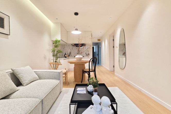 1BR Apartment in Old Xuhui (L9/L12)