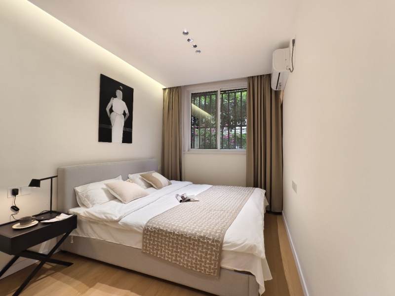 Housing image — Bedroom
