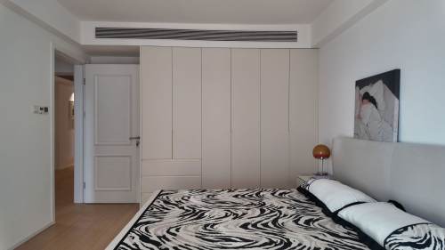 Housing image — Bedroom