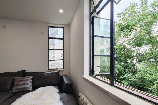 Bright 2BR Apartment near Wukang Mansion with Green View (L10/L11)