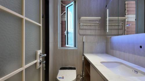 Housing image — Bathroom