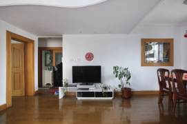 Short-Term 2BR Shared Apartment near Huangpu River  with great views