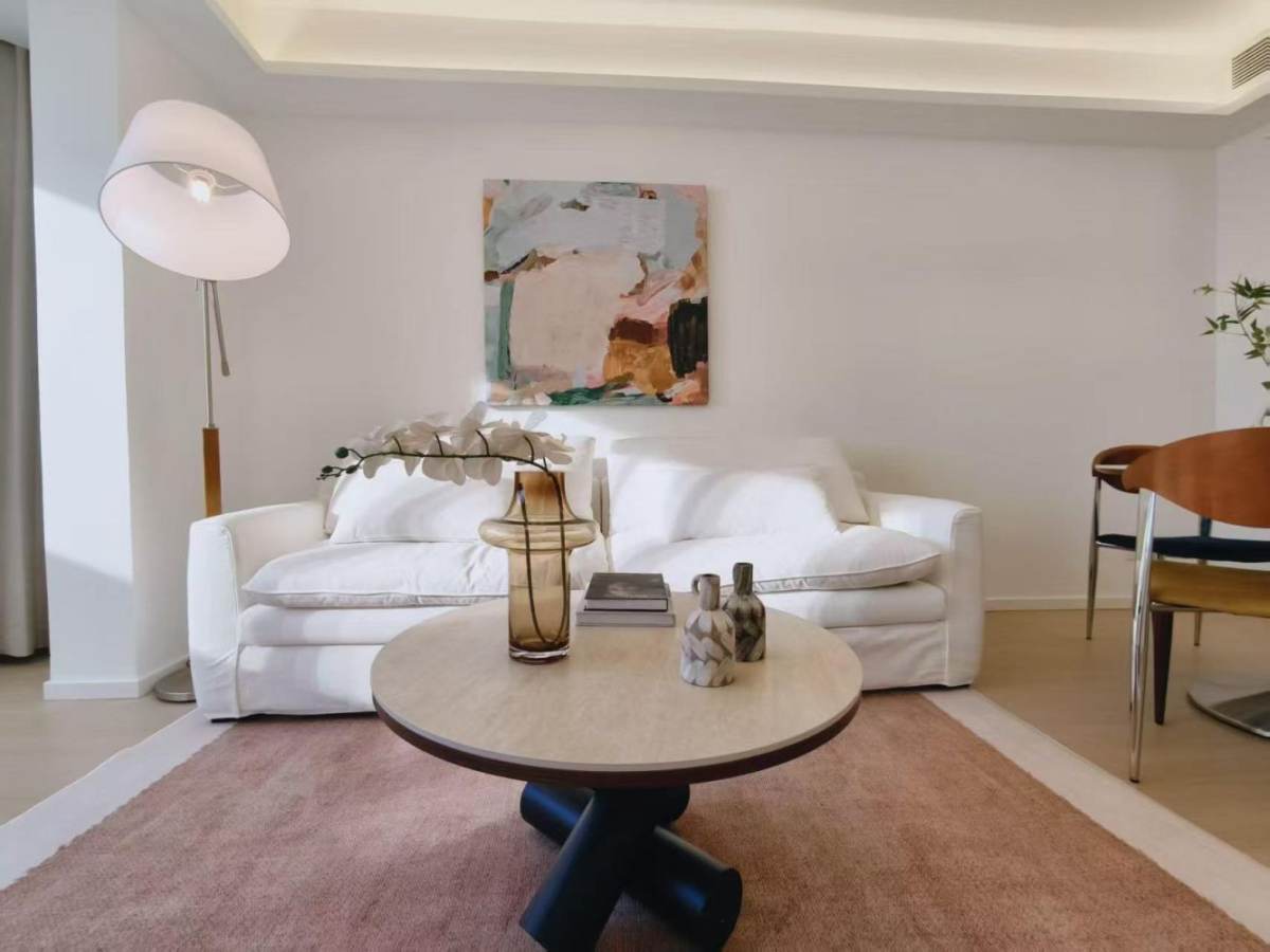 Housing image — Living Room