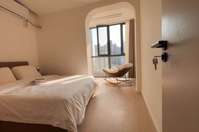 Bright Modern 1BR Apartment near Caoyang Road Metro (L3/L4/L11/L13/L14)