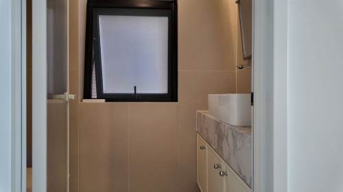 Housing image — Bathroom
