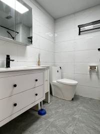 Housing image — Bathroom