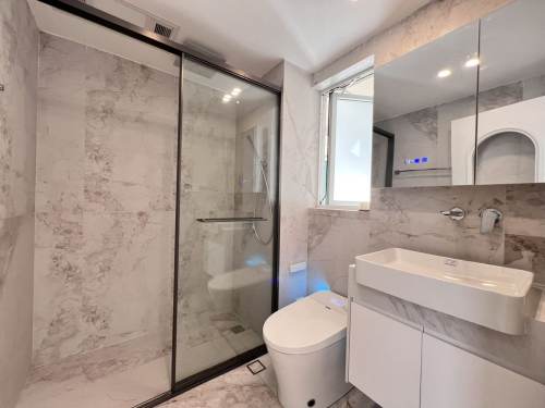 Housing image — Bathroom