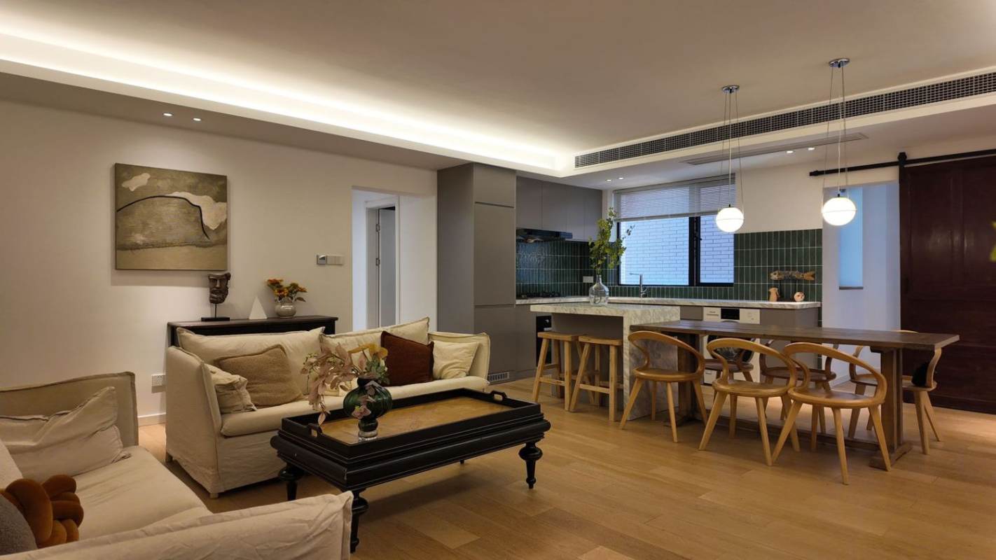 Housing image — Living Room