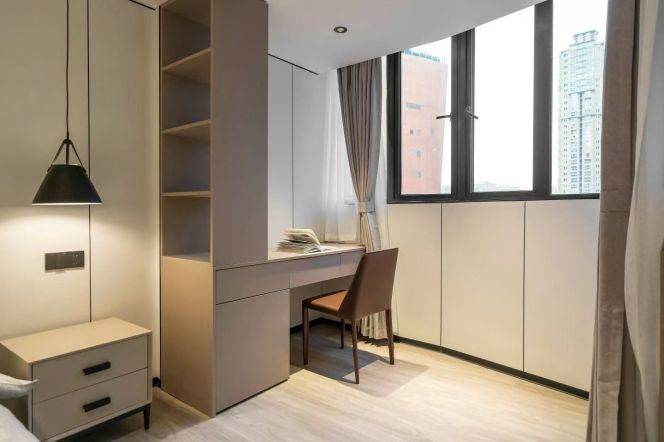 Open-Layout 1BR Apartment near Zhongshan Park (L2/L3/L4)
