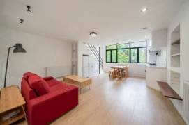 Spacious 1BR Lane House near Bar Constellation (Xinle Lu) (L1/L10/L12)