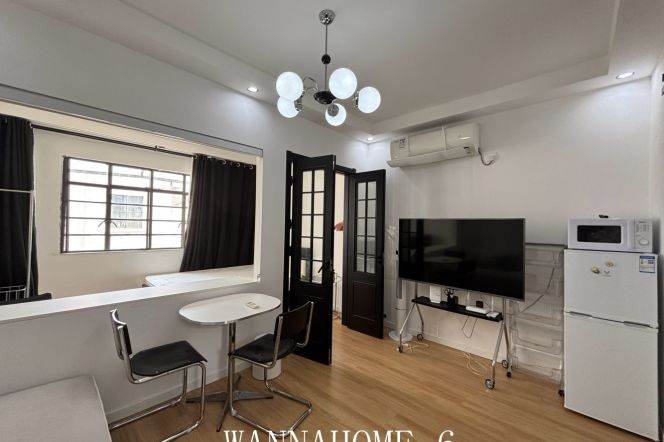 1BR Lane House in Jing'an