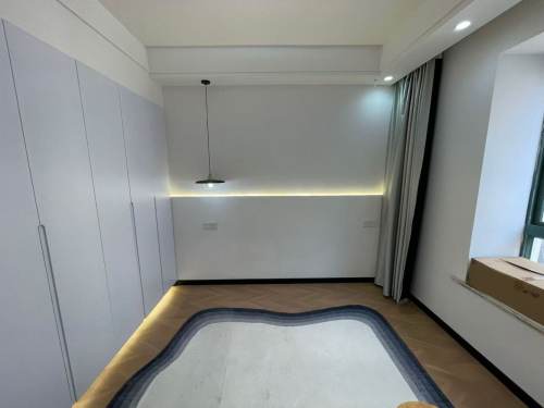 Housing image — Bedroom