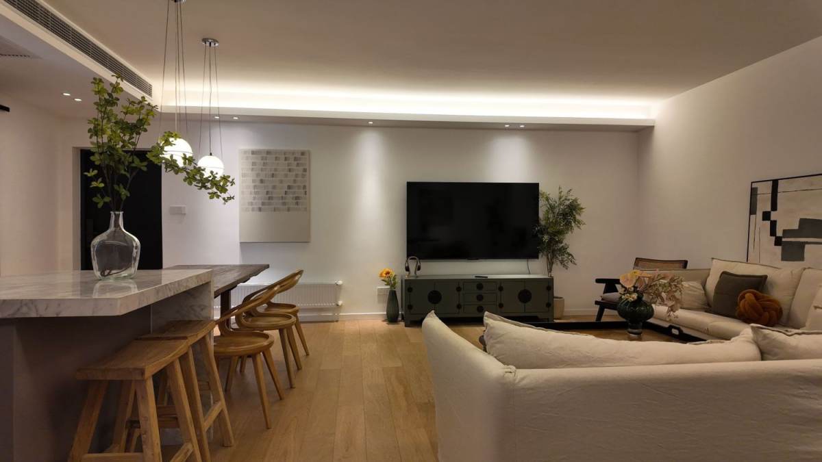 Housing image — Living Room