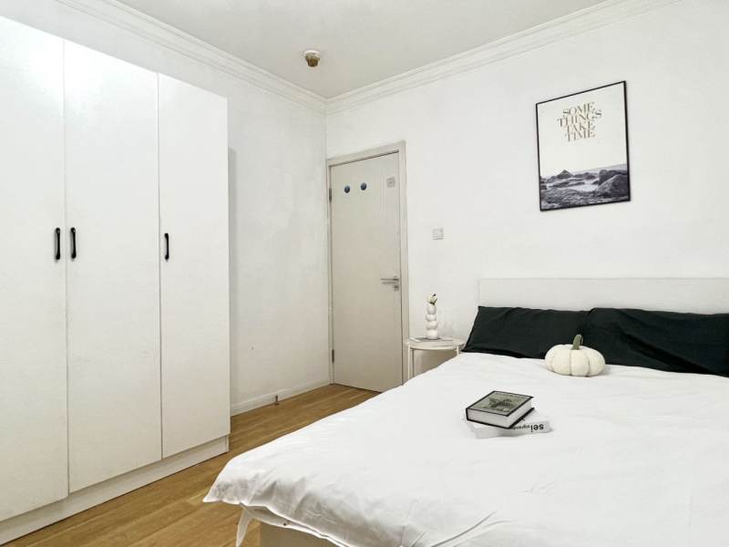Housing image — Bedroom