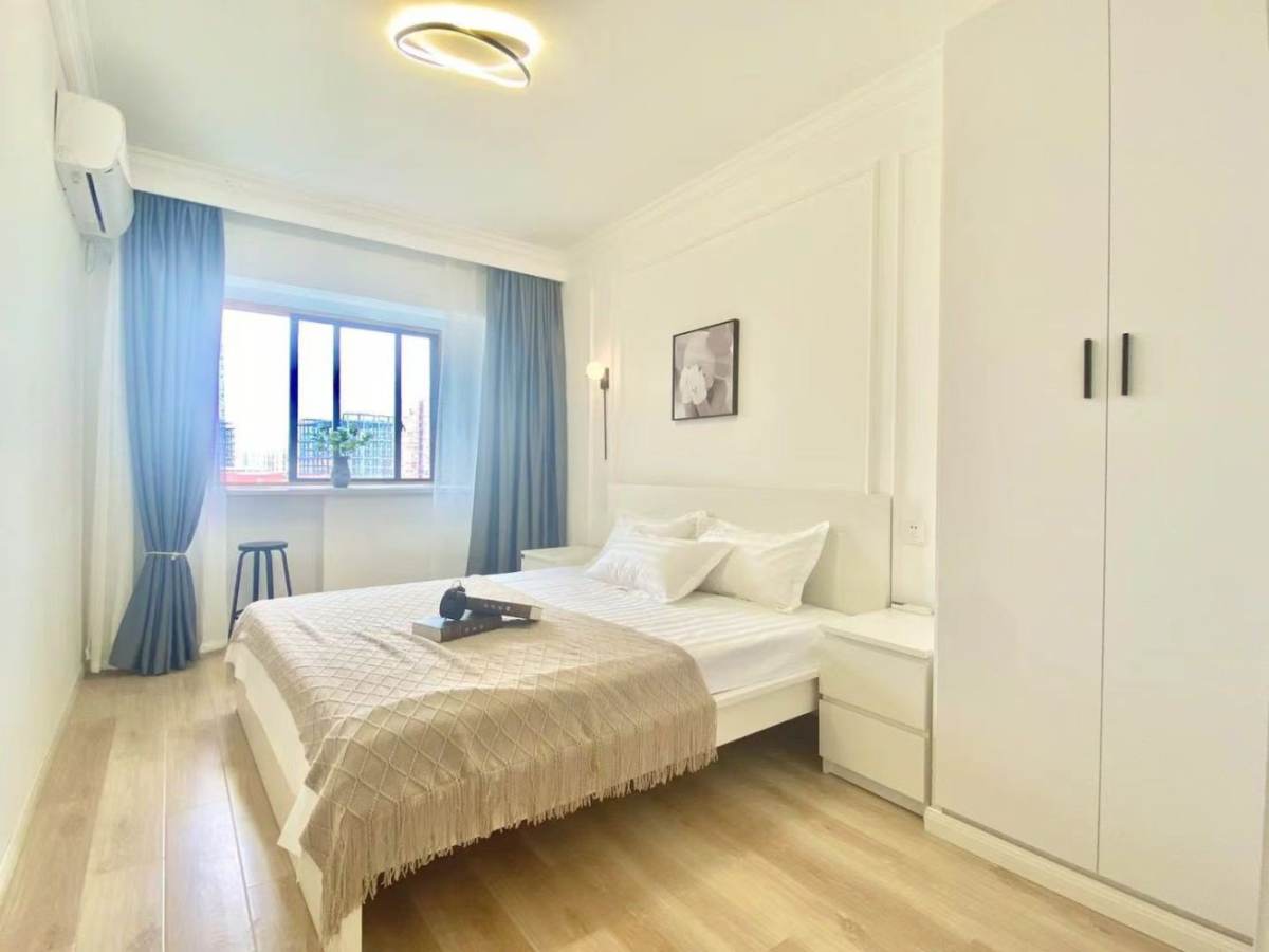 Housing image — Bedroom