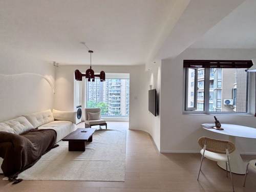 Housing image — Living Room
