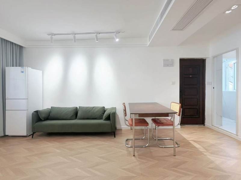 Housing image — Living Room