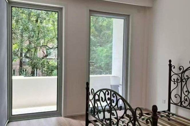 2BR Heritage Apartment in Old Xuhui