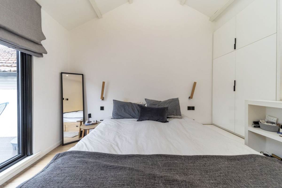 Housing image — Bedroom