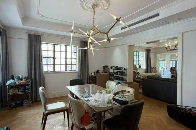 Spacious 1BR Heritage Apartment in Old Xuhui (L1/L10/L12)