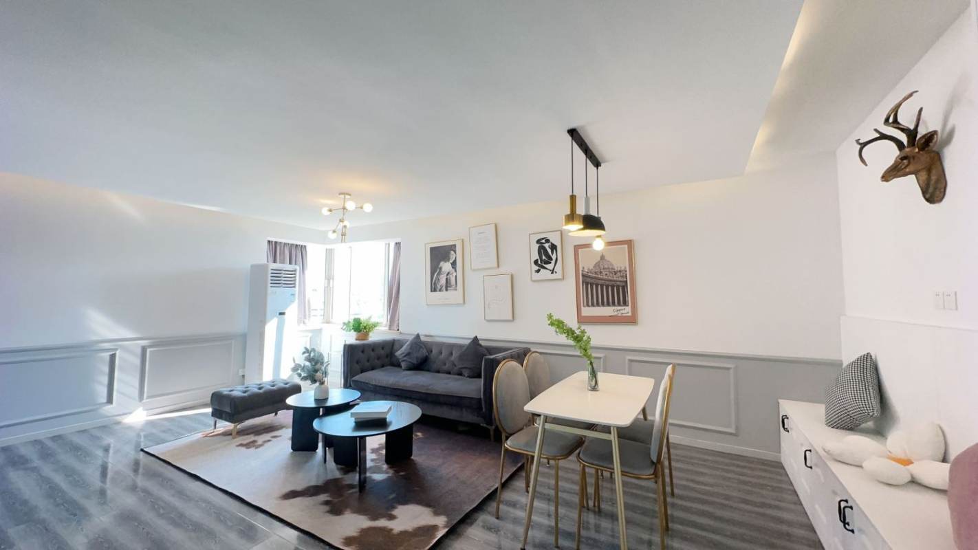 Housing image — Living Room