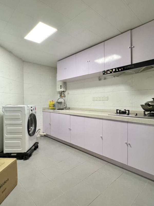 Housing image — Kitchen
